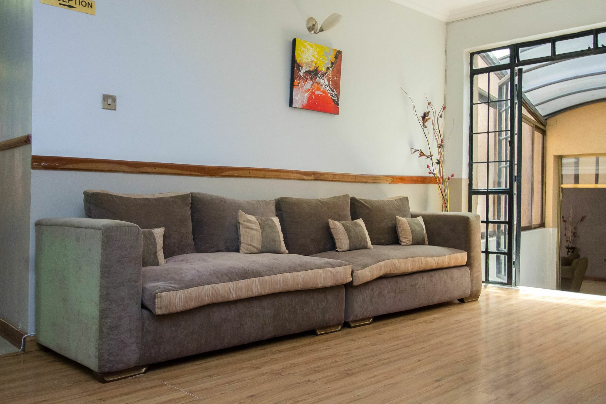 Victoria Comfort Inn Кісуму Екстер'єр фото